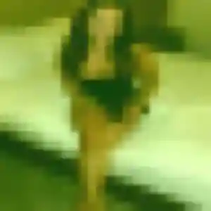 Dounia, 26 ans, veut un plan cul à Acigné