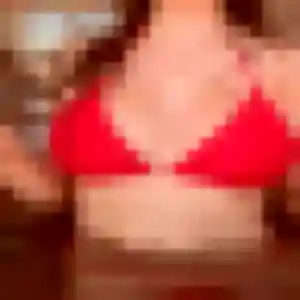 Valentine (27 ans) à Antibes attend un plan cul ce soir
