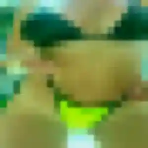 Charmante Salima, 21 ans à Armentières - la contacter
