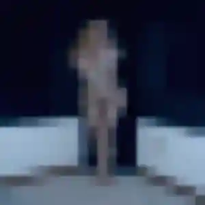 Charmante Leontine, 27 ans à Auriol - la contacter