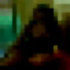Photo de Chiara à Bain-de-Bretagne (21 ans) - plan cul sans inscription
