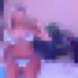Bianca, fille de 26 ans propose plan cul à Borgo