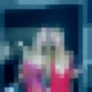 Viviane, 19 ans, connectée à Cagnes-sur-Mer pour un plan cul