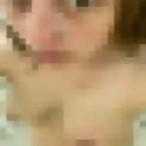 Salome (19 ans) à Carrières-sous-Poissy cherche un plan cul ce soir
