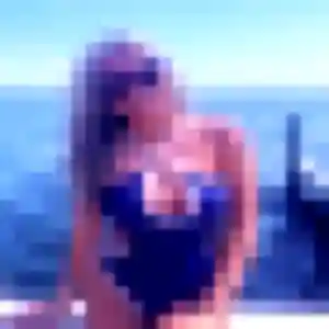 Contacte Perrine, 19 ans à Chagny en privé