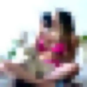 Charmante Nina, 24 ans à Champagnole - voir sa photo