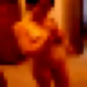Photo de Amira à Chantonnay (19 ans) - plan cul gratuit