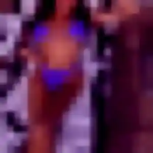 Rejoins Bertrane, 25 ans à Charvieu-Chavagneux en privé