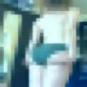 Découvre Helene, 29 ans à Charvieu-Chavagneux en privé