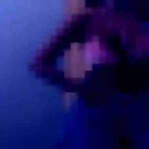Laurence, femme de 20 ans propose plan cul à Châtillon