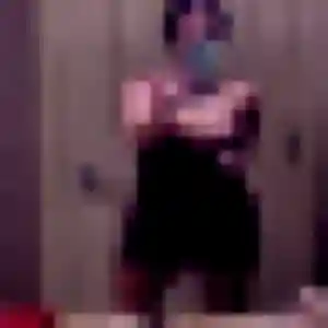 Charmante Lina, 31 ans à Chaville - découvrir son profil