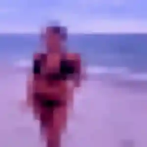 Contacte Svetlana, 22 ans à Coutances en privé