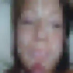 Rejoins Angelique, 30 ans à Cusset en t'inscrivant