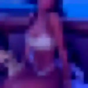 Sofia, 42 ans, en ligne à Épinay-sur-Seine pour une rencontre coquine