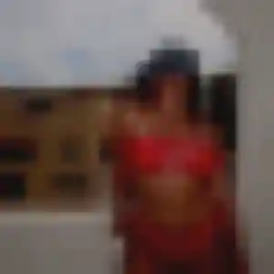 Elodie, fille de 19 ans cherche plan cul à Escalquens