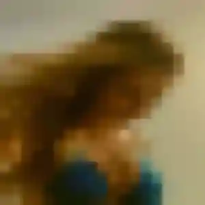 Découvre Berenice, 19 ans à Évian-les-Bains gratuitement