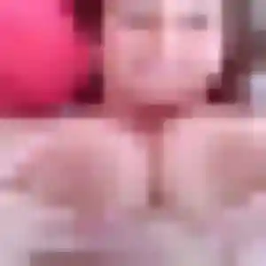 Ariane, 40 ans, en ligne à Eybens pour un plan cul