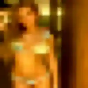 Découvre Malika, 27 ans à Gourbeyre gratuitement