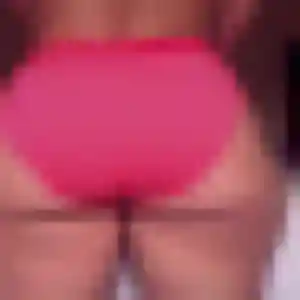 Alexandra (30 ans) à Guer propose une rencontre ce soir