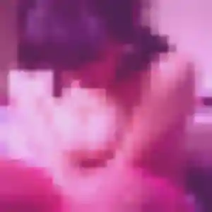 Kelly, femme de 23 ans cherche plan cul à Honfleur