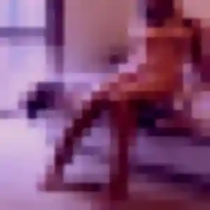 Photo de Yasmina à La Crèche (39 ans) - plan cul anonyme
