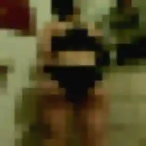 Nadine, 25 ans, dispo pour plan cul à Lallaing