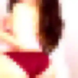 Typhaine, 26 ans, cherche un plan cul à Lannilis
