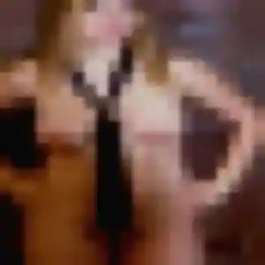 Photo privée de Sofia, 30 ans à Le Cendre - rencontre coquine