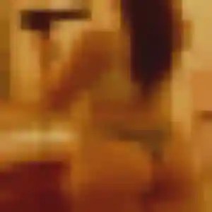 Ursula, 20 ans, en ligne à Lunéville pour un plan cul