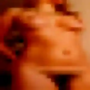 Nora, 32 ans, disponible à Melle pour une rencontre coquine
