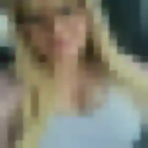 Axelle, 28 ans, connectée à Montoir-de-Bretagne pour un plan cul
