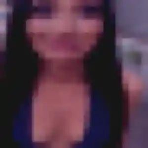 Sixtine, 35 ans, connectée à Nantes pour un plan cul