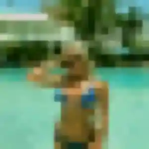 Solene, 28 ans, connectée à Pau pour une rencontre coquine