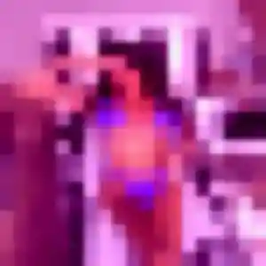 Rejoins Wahiba, 40 ans à Pierrefeu-du-Var en privé