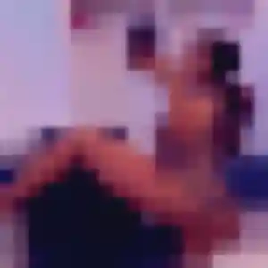 Brigitte, 28 ans, en ligne à Pluneret pour une rencontre coquine
