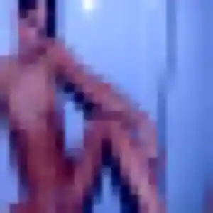 Kelly, 19 ans, cherche un plan cul à Pluvigner