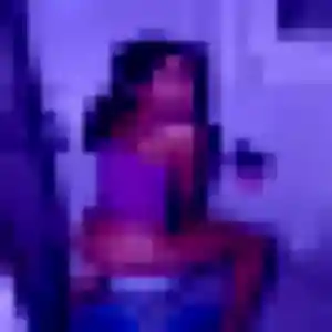Contacte Svetlana, 29 ans à Pointe-Noire en t'inscrivant