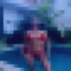 Lisa, 24 ans, connectée à Quincy-Voisins pour une rencontre coquine