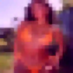 Contacte Valerie, 35 ans à Saint-Cyr-sur-Mer en t'inscrivant