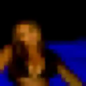 Gladys, 23 ans, connectée à Saint-Denis-en-Val pour un plan cul