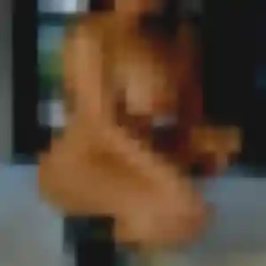 Marie-France, 20 ans, dispo pour plan cul à Saint-Denis-en-Val