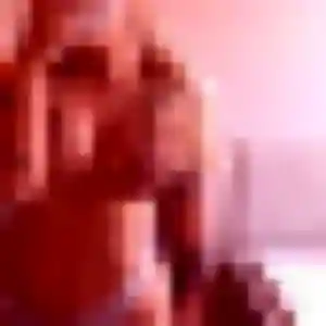 Delia, 22 ans, connectée à Saint-Genis-Laval pour une rencontre coquine