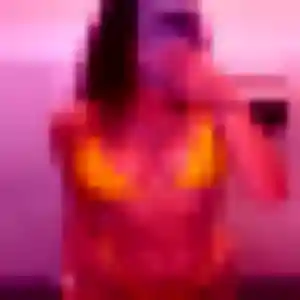 Penelope, 21 ans, disponible à Saint-Germain-en-Laye pour une rencontre coquine