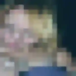 Eleonore (23 ans) à Saint-Mandrier-sur-Mer cherche un plan cul maintenant