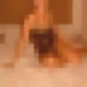 Estee, 20 ans, en ligne à Saint-Marcellin pour une rencontre coquine