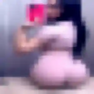 Photo de Gwenaelle à Saint-Mars-du-Désert (22 ans) - plan cul sans inscription