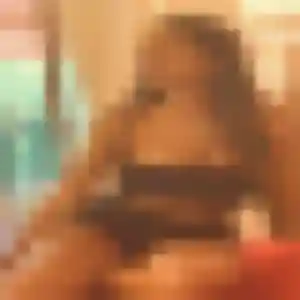 Photo de Giulia à Saint-Nazaire (26 ans) - plan cul anonyme