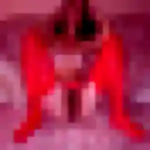Yvonne (20 ans) à Saint-Pierre-en-Auge cherche une rencontre rapidement