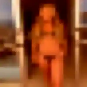 Dana, 26 ans, connectée à Saint-Quentin-Fallavier pour une rencontre coquine