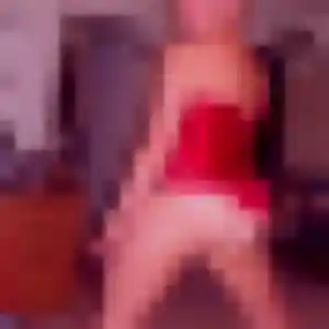 Belle Ninon, 19 ans à Saint-Rémy-de-Provence - découvrir son profil
